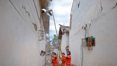 从深圳华强北到海外掘金：我是怎么靠“性爱AI机器人如何代理”这门生意月入六位数的